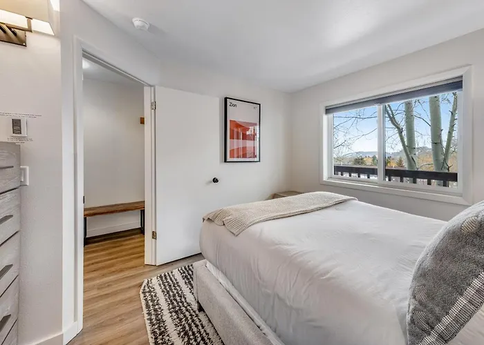 2401 Pitchfork Appartement
